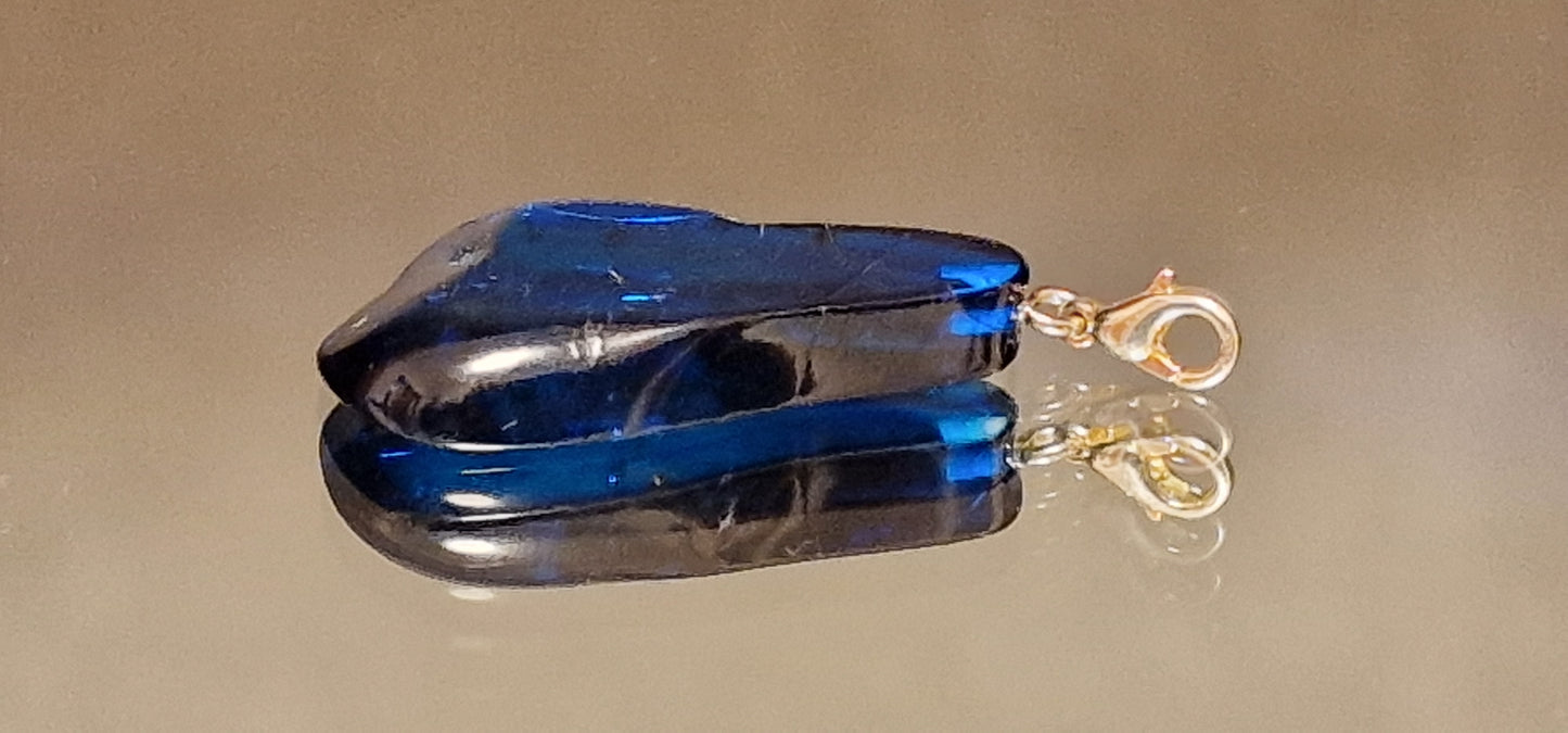 Bleu Colored Amber Pendant