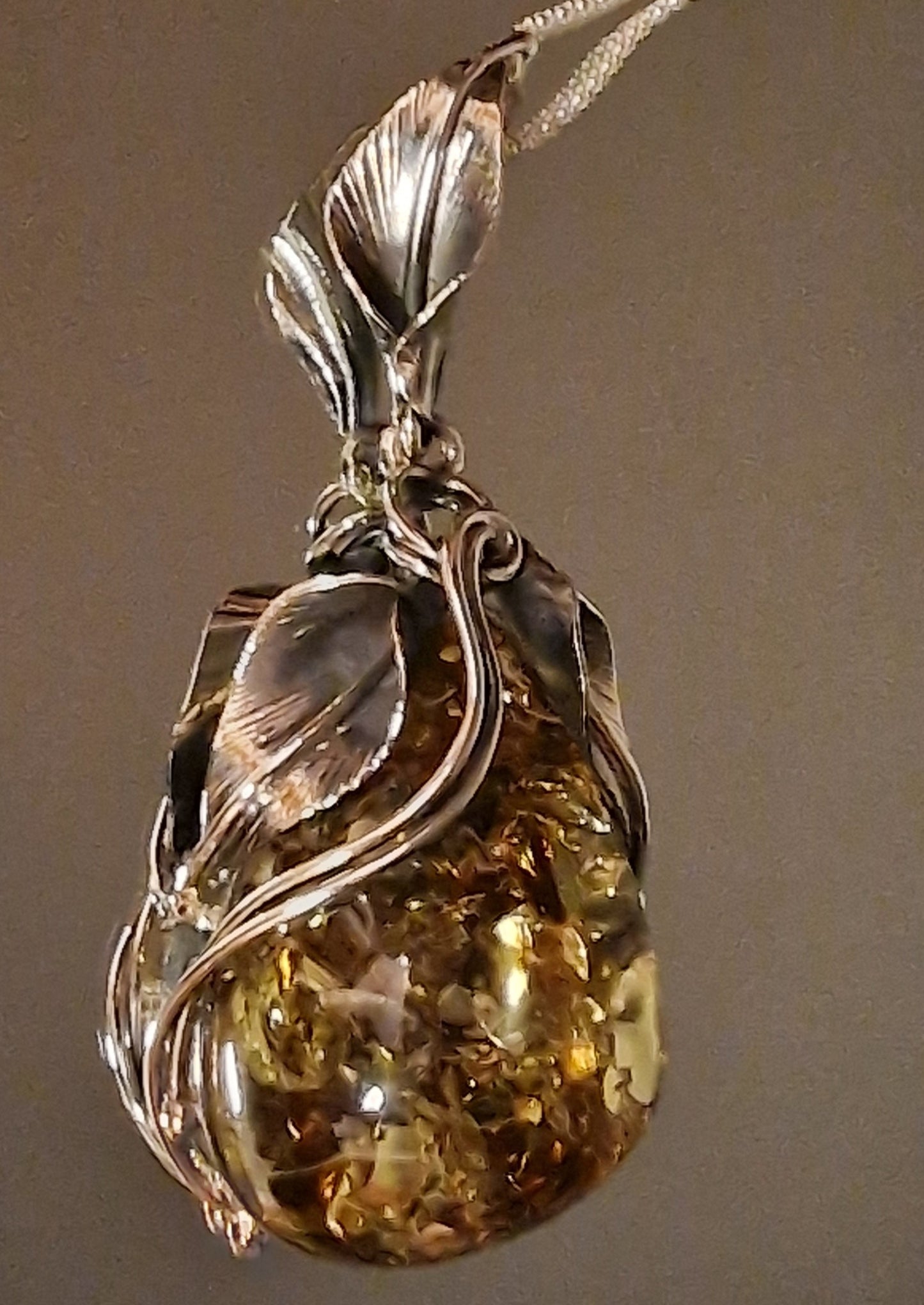 Artistic Design Royal Crystal Amber Pendant